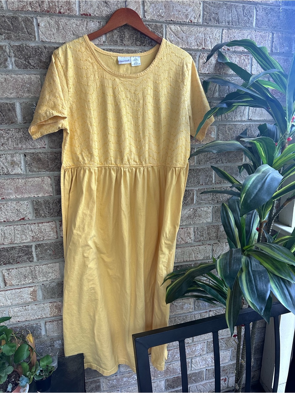 Vintage Womens Yellow Short-Sleeve Eyelet Cotton Midi Dress